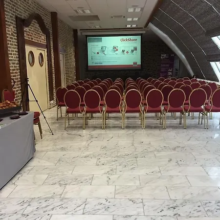 Chateau Du Colombier Hotel 4*