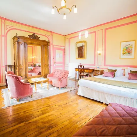 Chateau Du Colombier