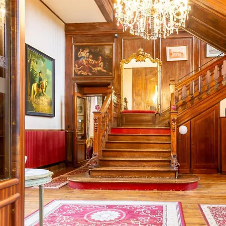 Hotel Chateau Du Colombier 4*