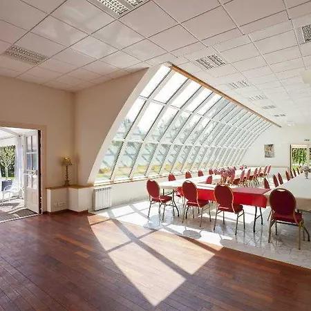 Chateau Du Colombier 4*