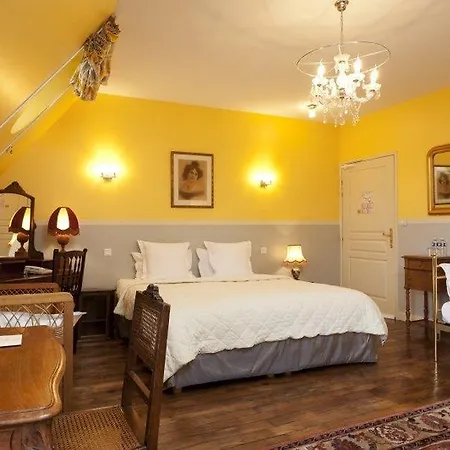 Chateau Du Colombier Hotel