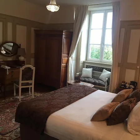 Chateau Du Colombier Hotel 4*